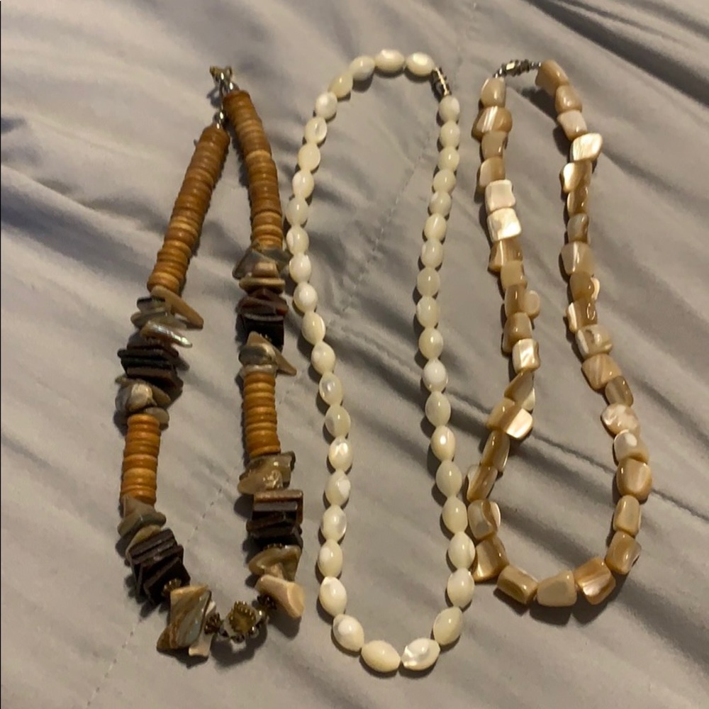 Necklaces - Picture 3 of 4